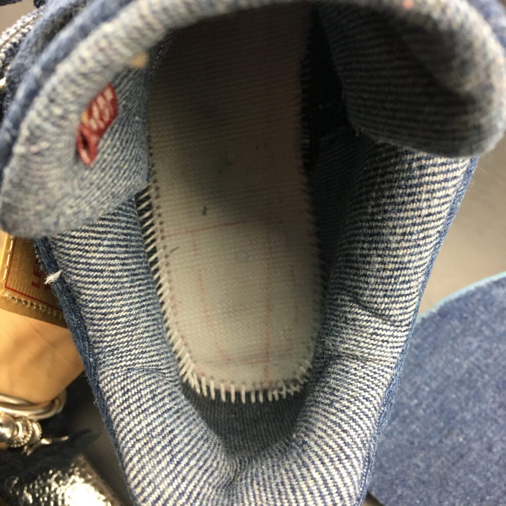 Jordan 4 Retro Levi’s Denim - 6