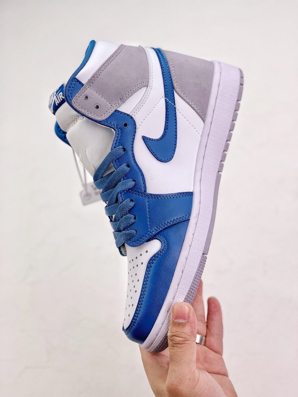 Jordan 1 True Blue High - 9