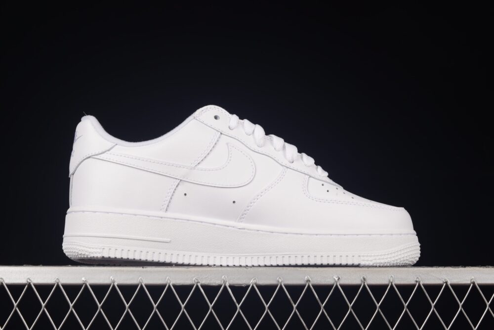 Nike Air Force 1 Low Supreme White - 12