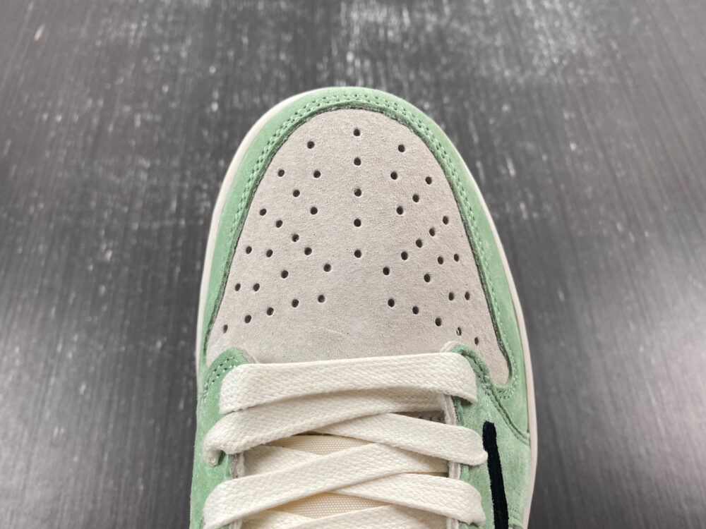 Travis Scott x Air Jordan 1 Green Black - 7