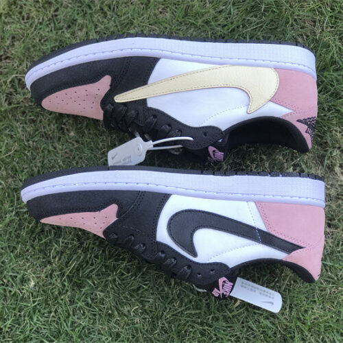Travis Scott X Air Jordan 1 Low Bleached Coral - 9