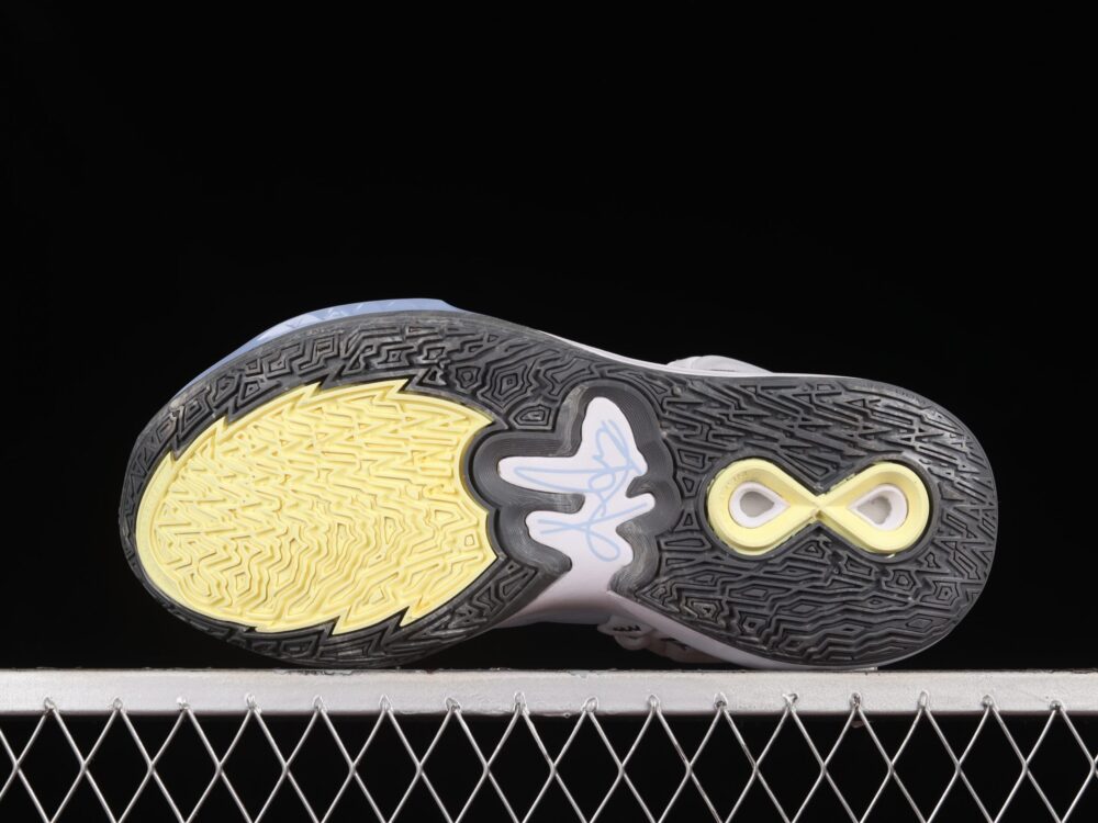 Nike Kyrie Infinity Smoke And Mirrors - 8