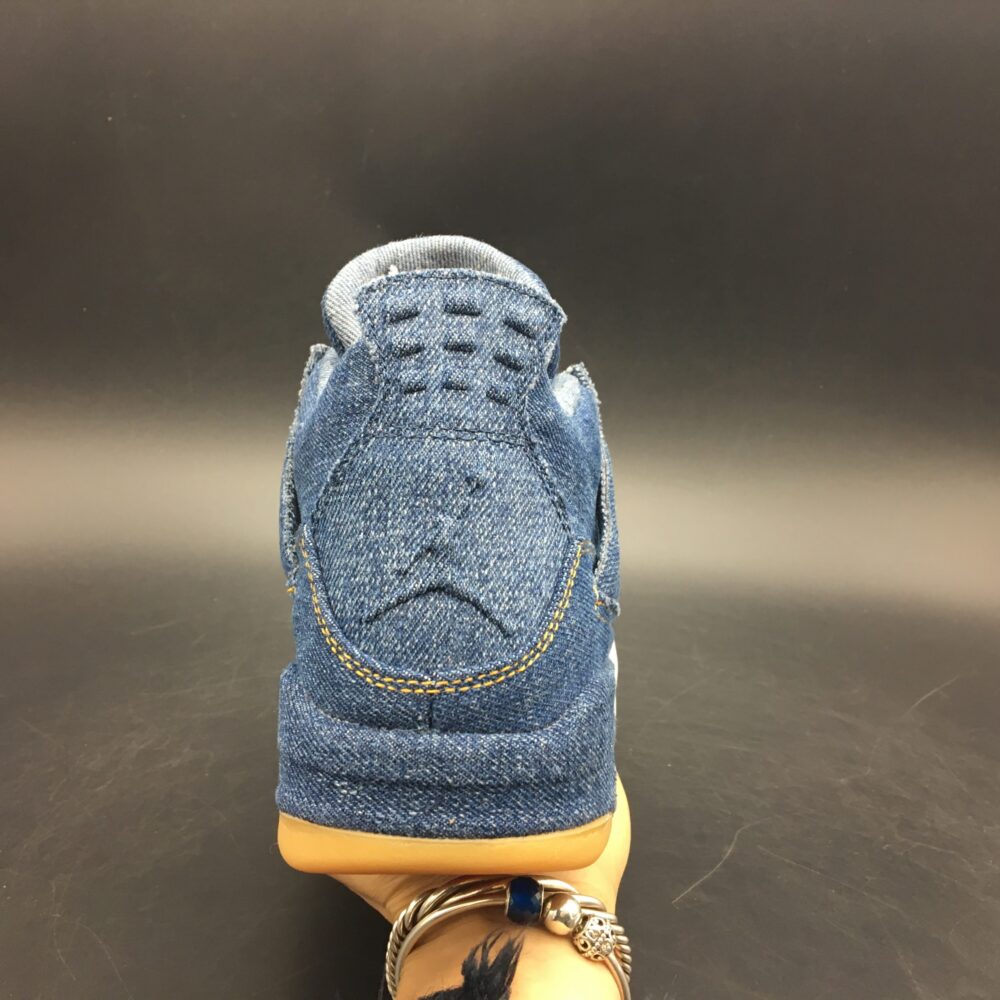 Jordan 4 Retro Levi’s Denim - 18
