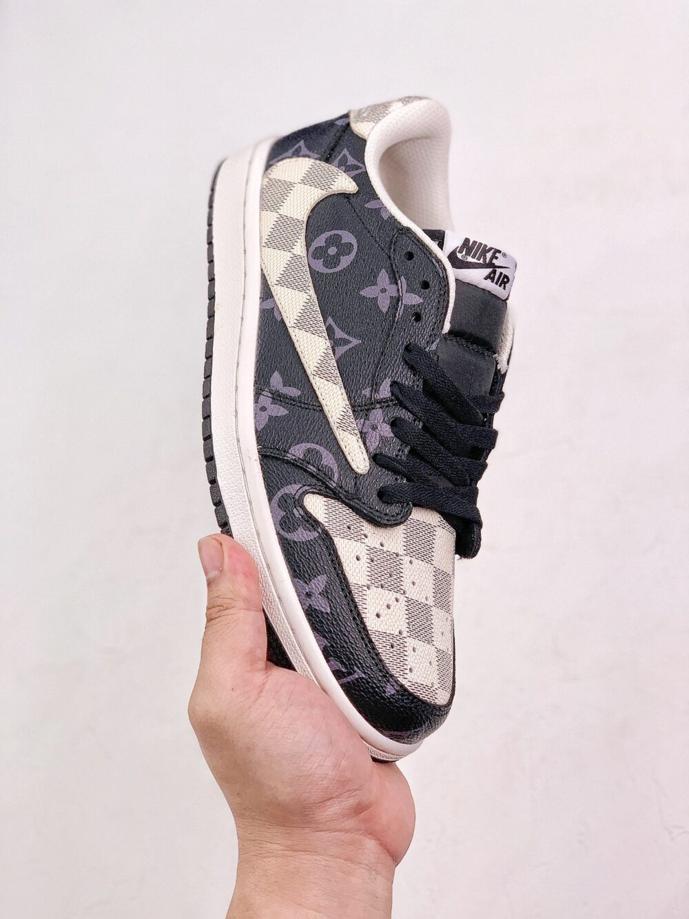Travis Scott X Air Jordan 1 Low Full Print LV - 7
