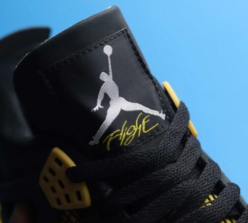 Jordan 4 Retro Thunder Yellow - 7