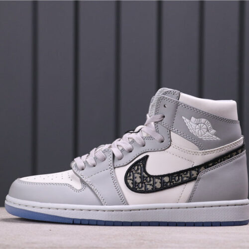 Jordan 1 x Dior Retro High 32 - 13