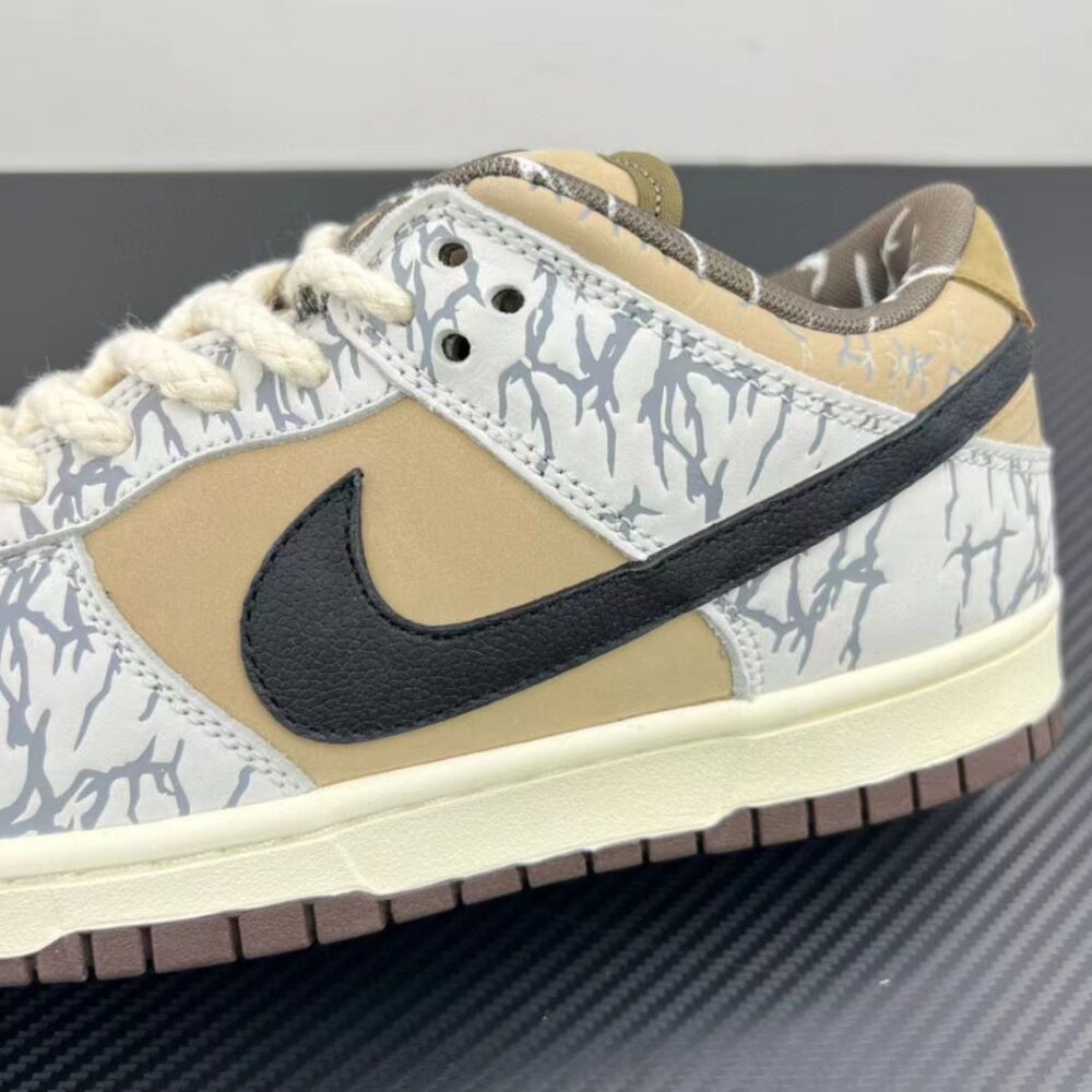 Nike SB Dunk Low Travis Scott Unreleased Sample - 3