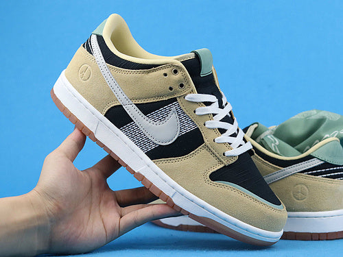 Nike Dunk Low Rooted in Peace - 15