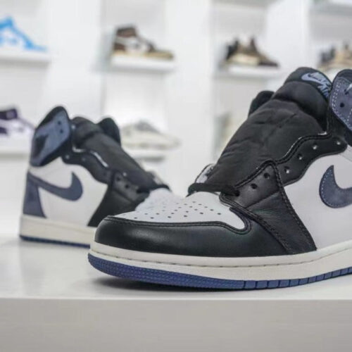 Jordan 1 Retro High Blue Moon - 8