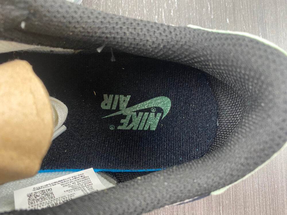 Travis Scott x Air Jordan 1 Green Black - 3