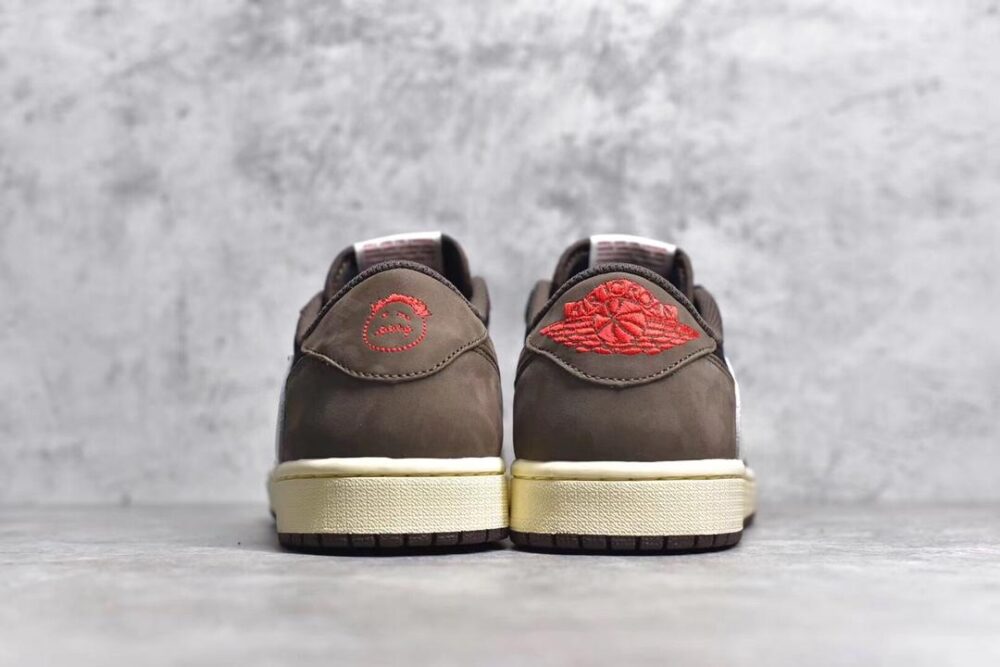 Travis Scott X Air Jordan 1 Low Mocha - 7