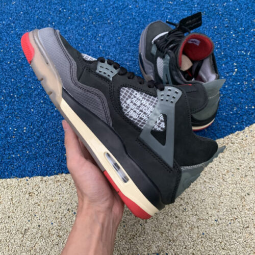 Off-White x Air Jordan 4 