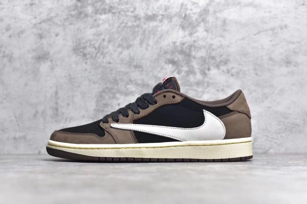 Travis Scott X Air Jordan 1 Low Mocha - 6