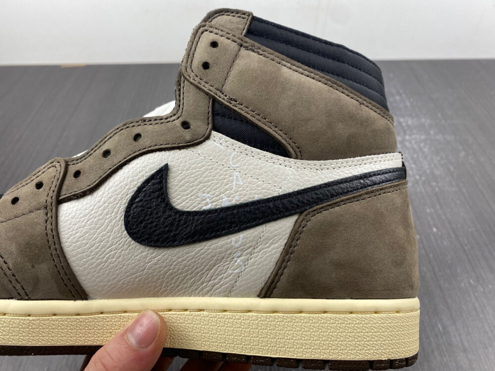 Jordan 1 Retro High Travis Scott Mocha - 13