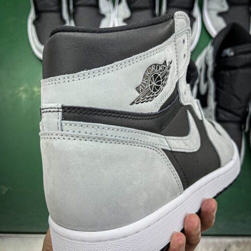 Jordan 1 Retro High Shadow 2.0 - 18