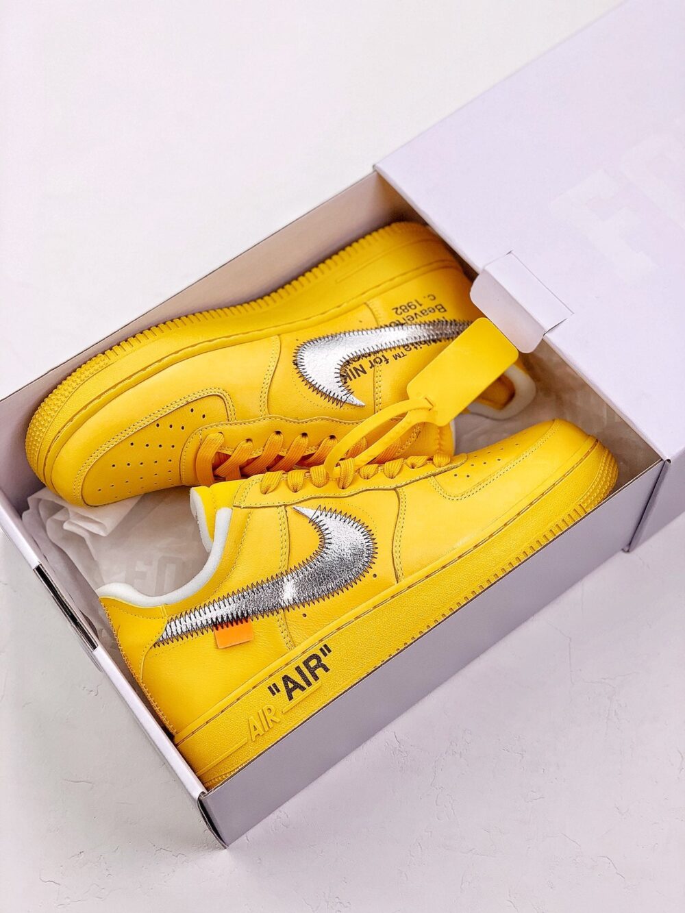 Nike Air Force 1 Low OFF-WHITE University Gold Metallic Silver - 6