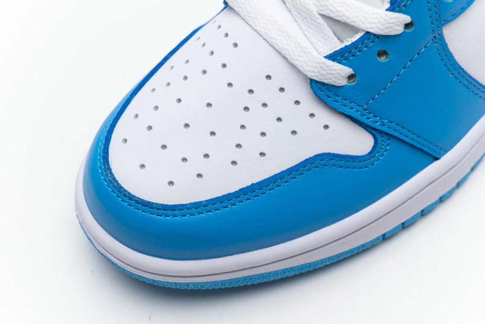Jordan 1 Retro UNC - 9