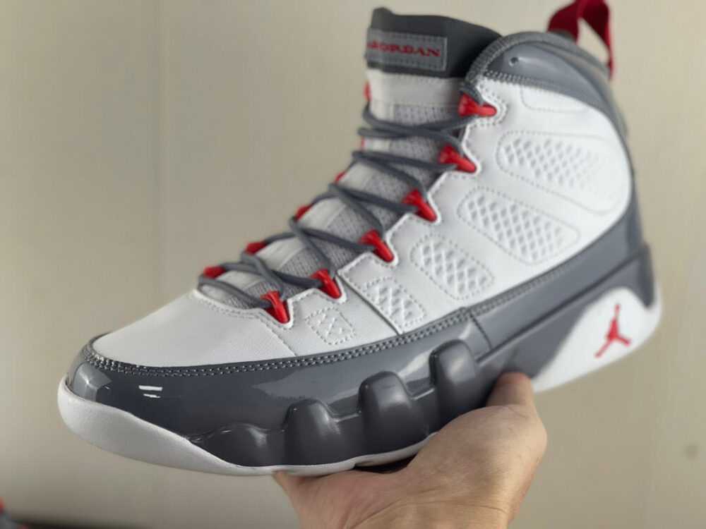 Jordan 9 Retro Fire Red - 3