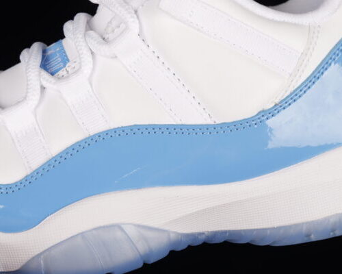 Jordan 11 Retro Low, University Blue - 5