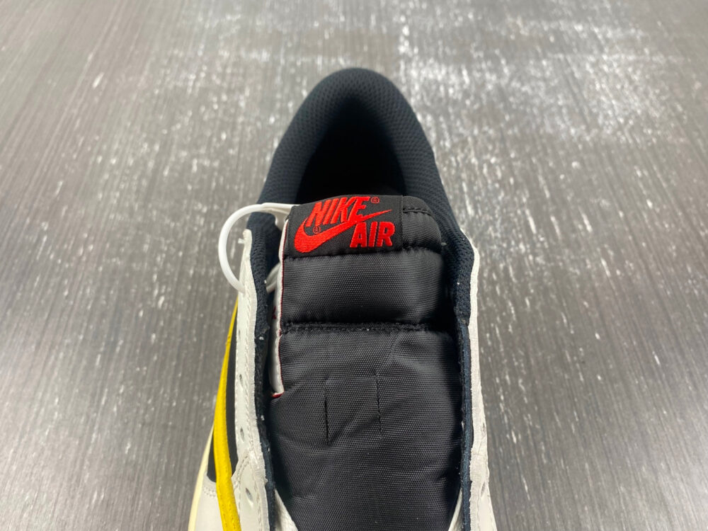 Travis Scott x Air Jordan 1 Yellow White - 9