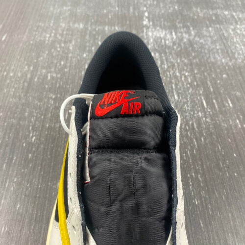 Travis Scott x Air Jordan 1 Yellow White - 9