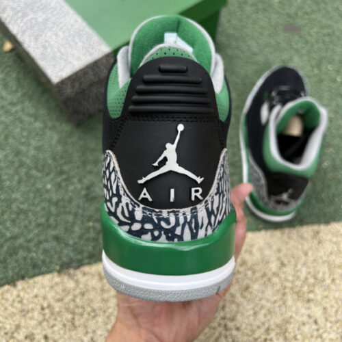 Jordan 3 Retro Pine Green - 8