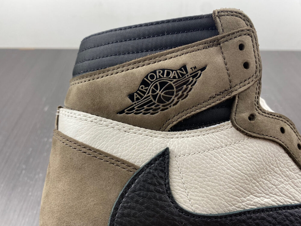 Jordan 1 Retro High Travis Scott Mocha - 15