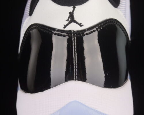 Jordan 11 Retro Low, Concord - 5