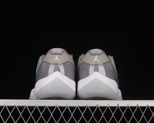 Jordan 11 Retro Low, Cool Grey - 6