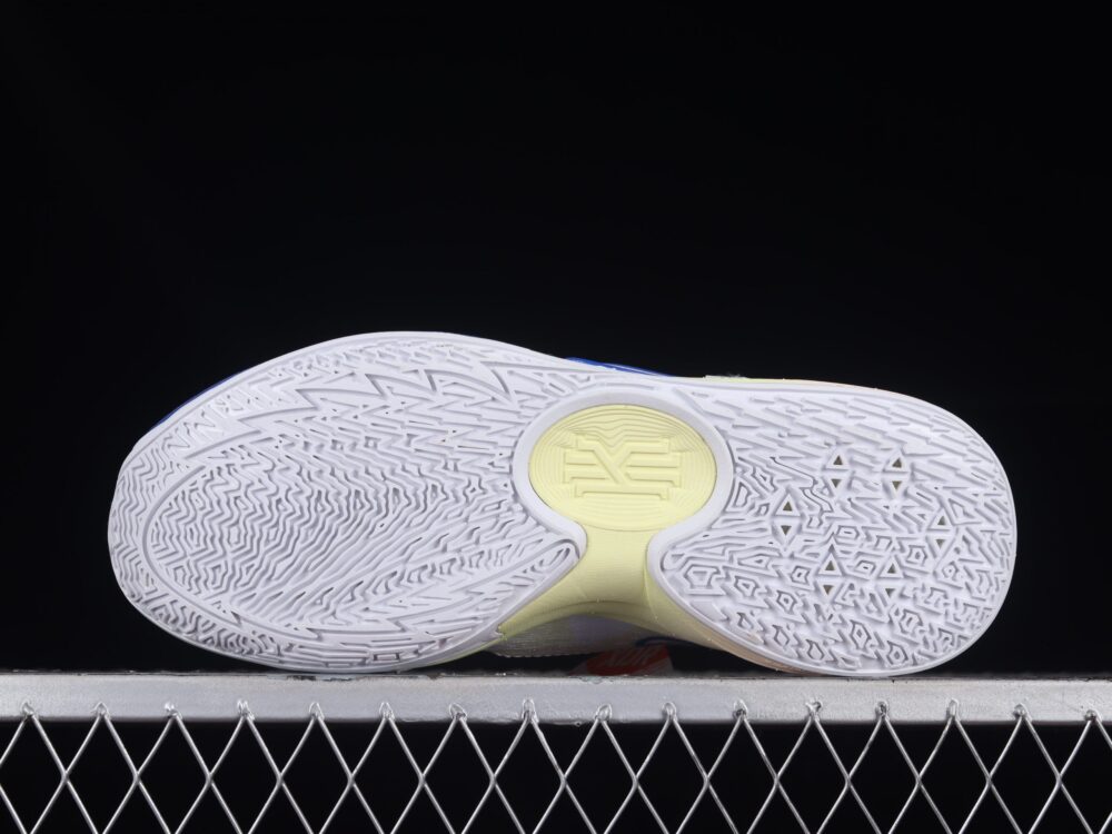 Nike Kyrie Low 5 Butterfly Effect - 3