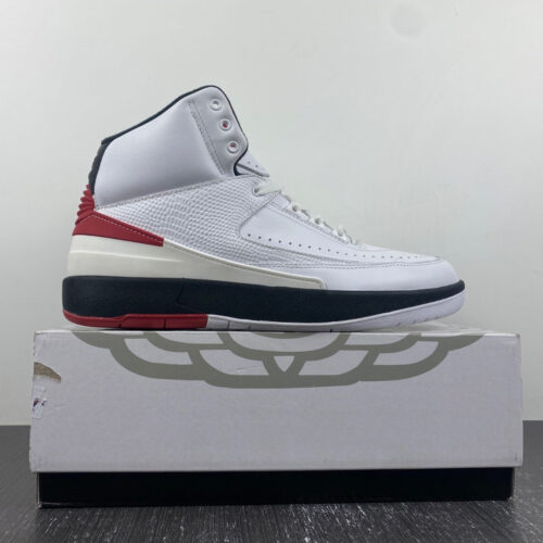 Jordan 2 Retro OG Chicago (2022) - 14