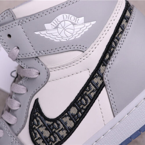 Jordan 1 x Dior Retro High 32 - 5