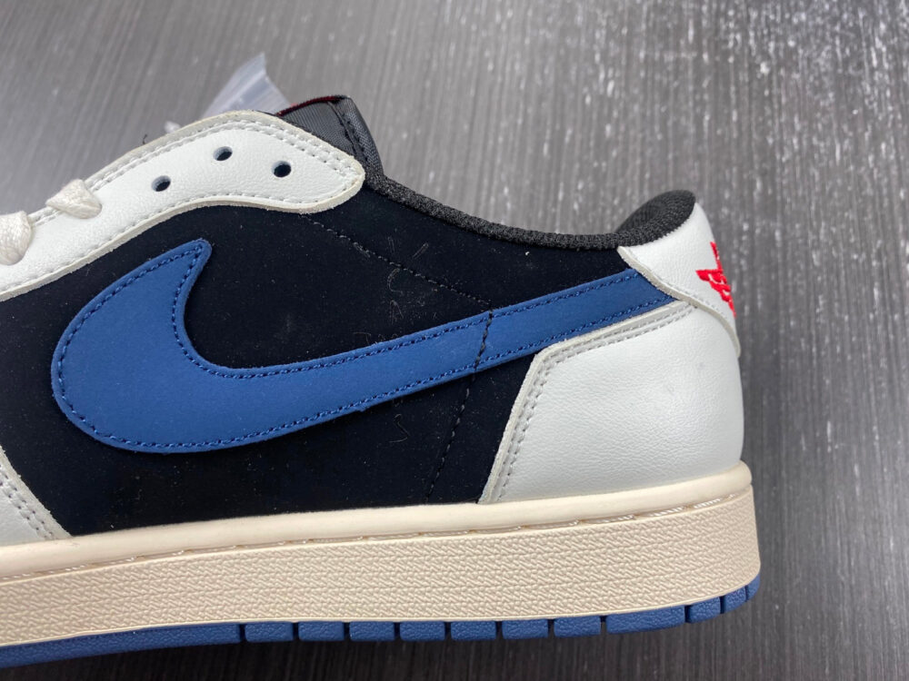 Travis Scott x Air Jordan 1 Blue Black - 6