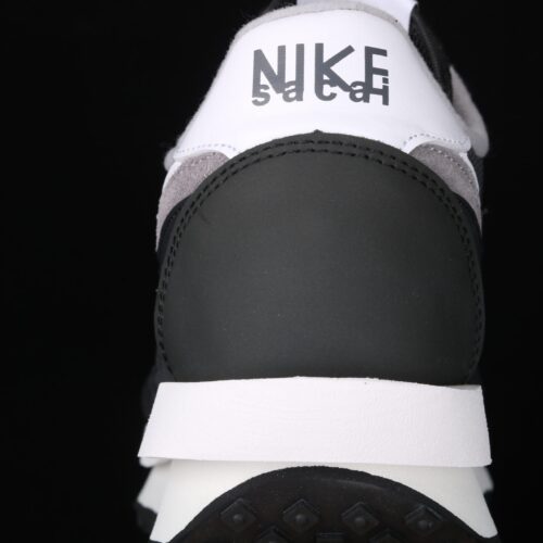 Sacai x Nike LD Waffle Black - 5