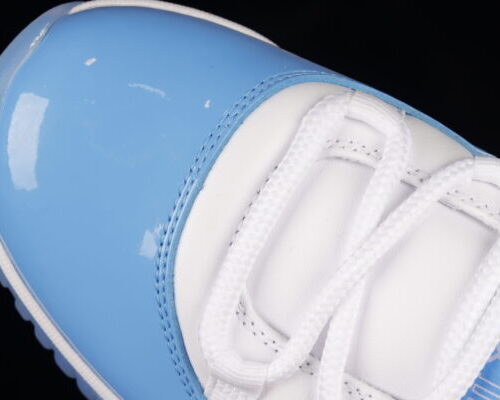 Jordan 11 Retro Low, University Blue - 4