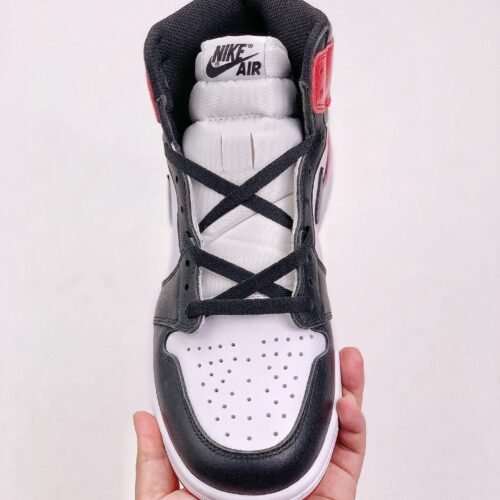 Jordan 1 Retro Black Toe (2016) - 5