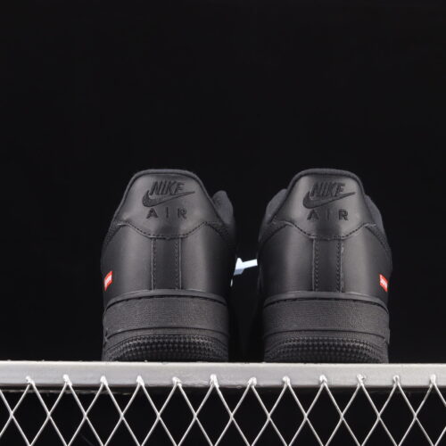Nike Air Force 1 Low Supreme Black - 5