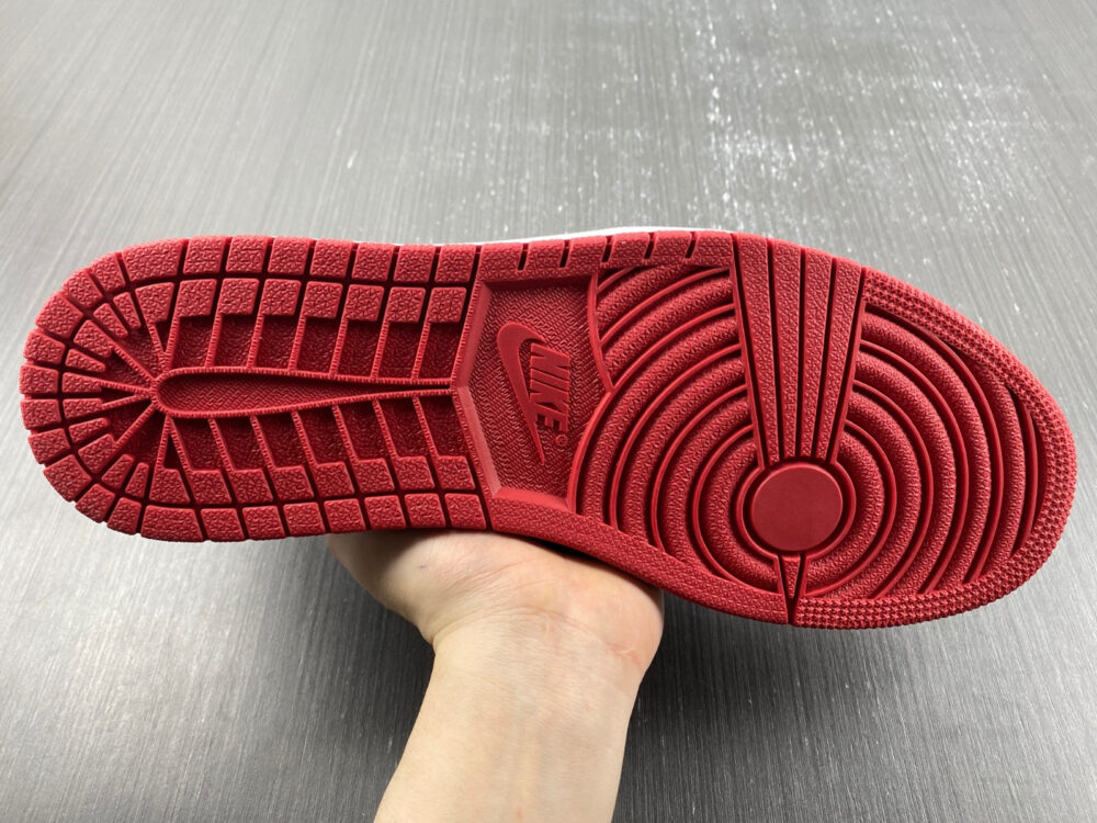 Jordan 1 Retro Low Chicago (2016) - 16