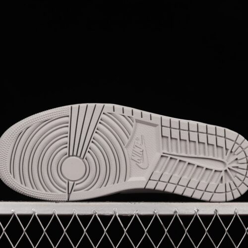 Jordan 1 Retro High Stage Haze - 4