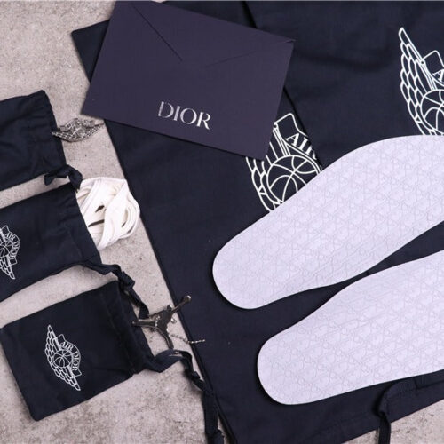 Jordan 1 x Dior Retro High 32 - 3